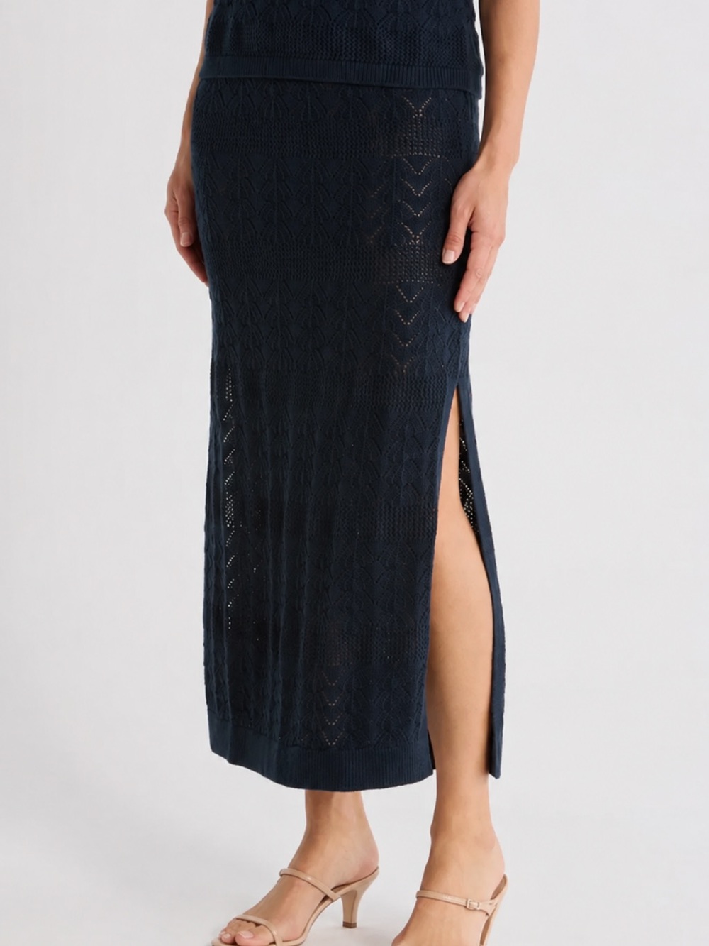 NWT Splendid Navy Knit Maxi Skirt Textured Pattern M - Picture 2 of 10